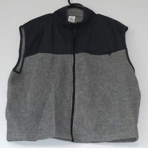 Men's Old Navy Zipper Up Truckers Vest. Size Large. Gray Colour. - Picture 1 of 2